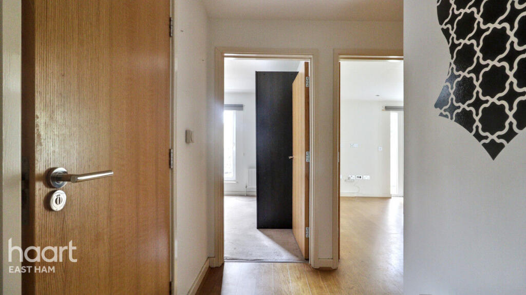 121, Walton Road, London photo 4