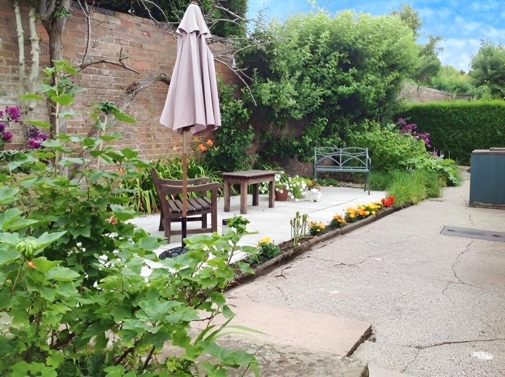 Property photo 11
