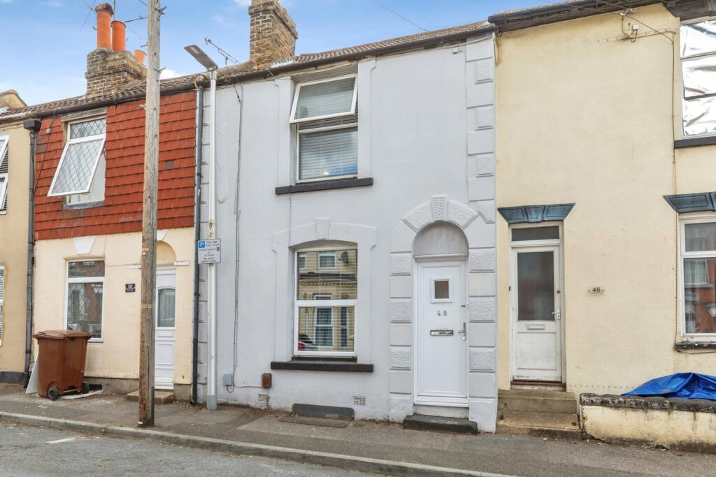 Main image of property: Burnt Oak Terrace, Gillingham, Kent, ME7