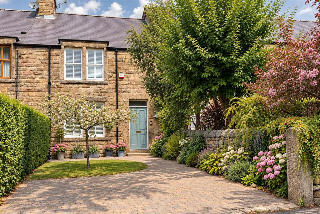 Main image of property: Bar Road, Baslow