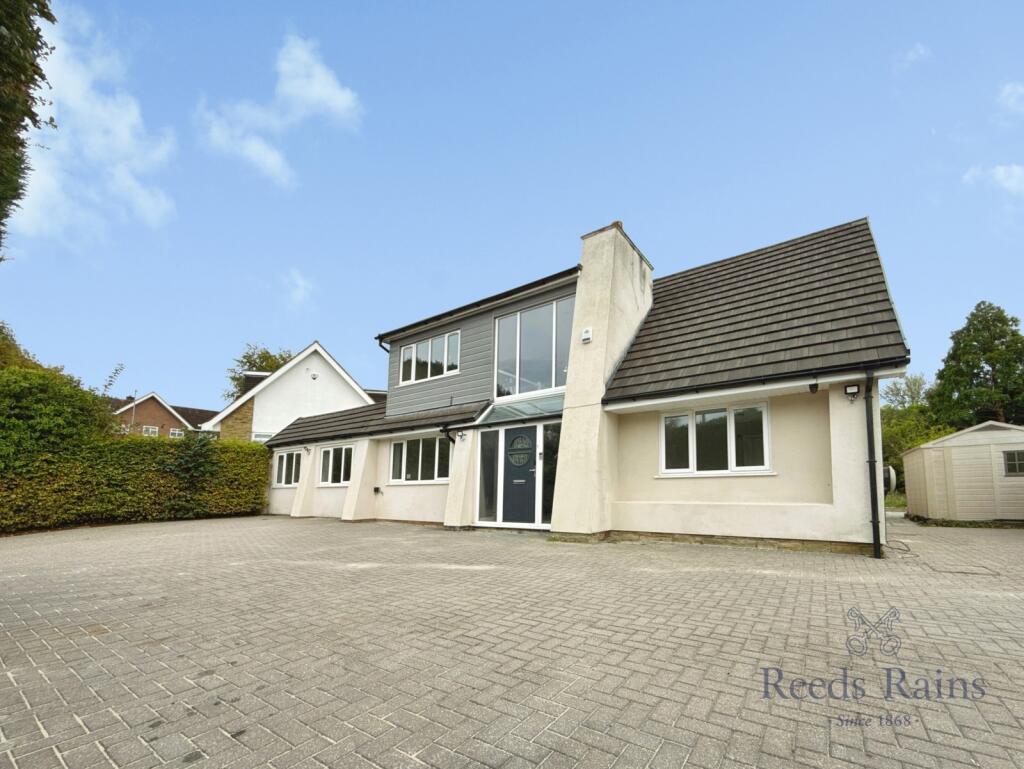 House in Stoke-on-Trent - View 2