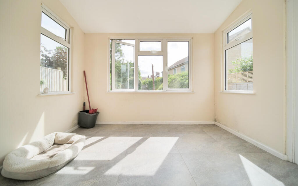 House in Melksham - View 5