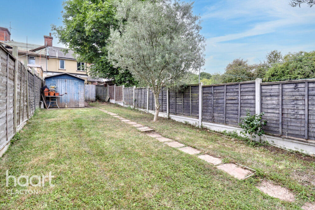 2-bed terraced on Foster Road, HARWICH, £210,000