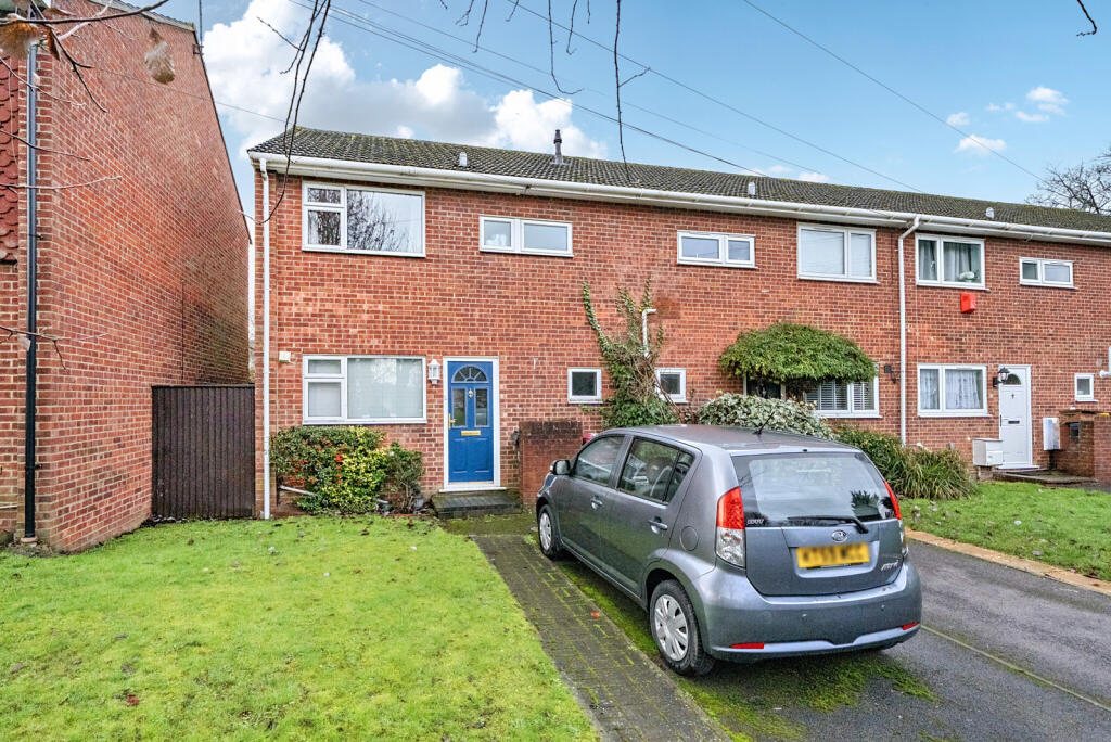 Main image of property: Colliers Way, Reading, Berkshire, RG30