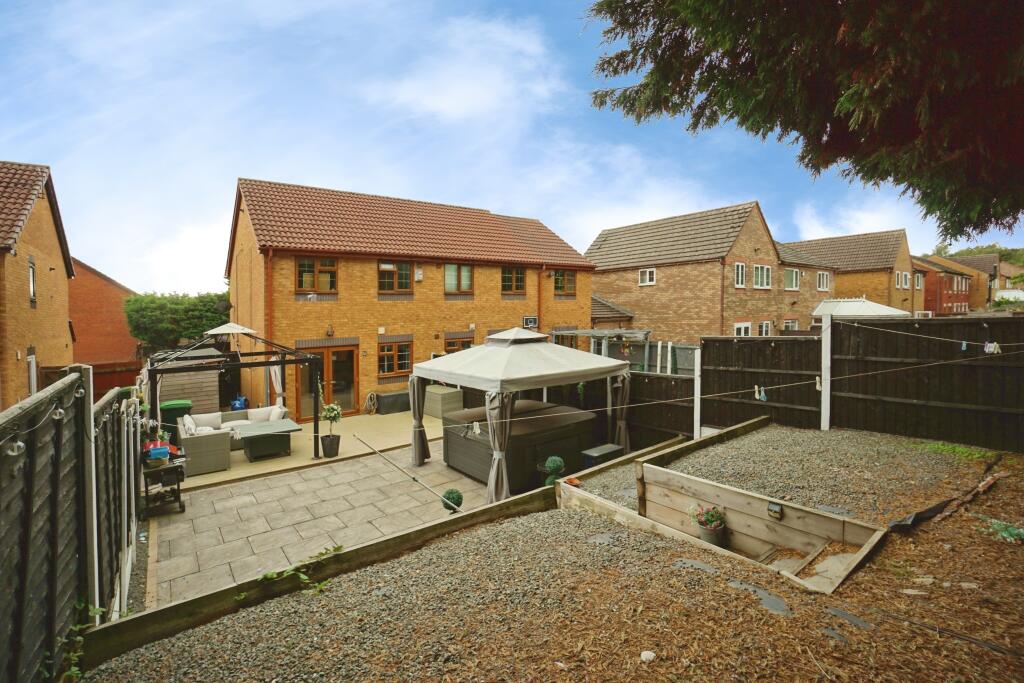 House in Wolverhampton - View 4