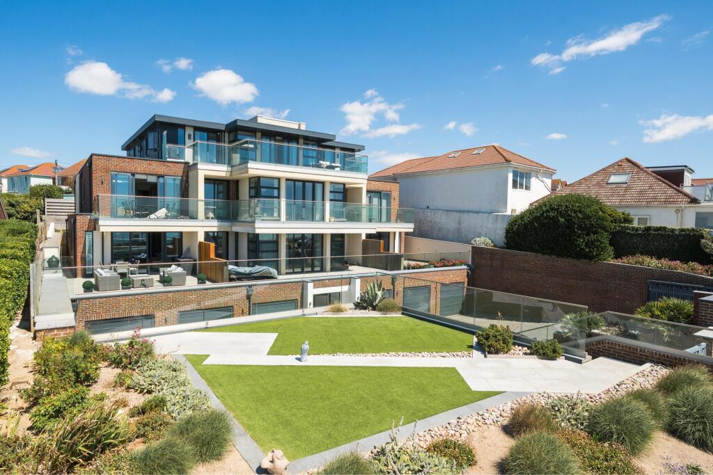 Main image of property: Marine Drive, Brighton, BN2