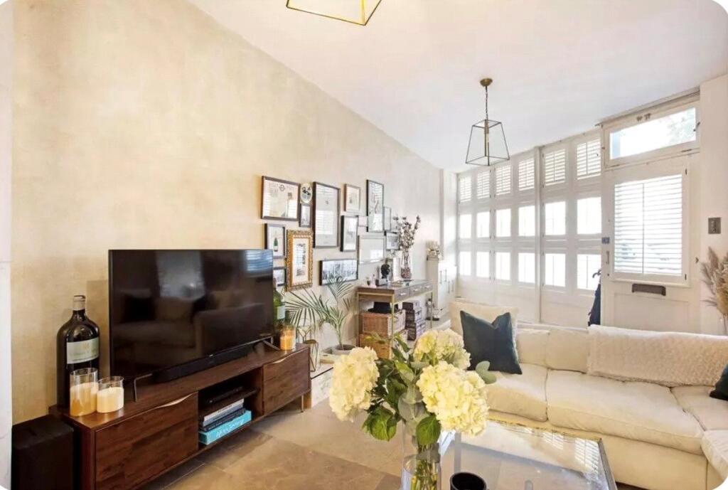 Apartment in London - View 2