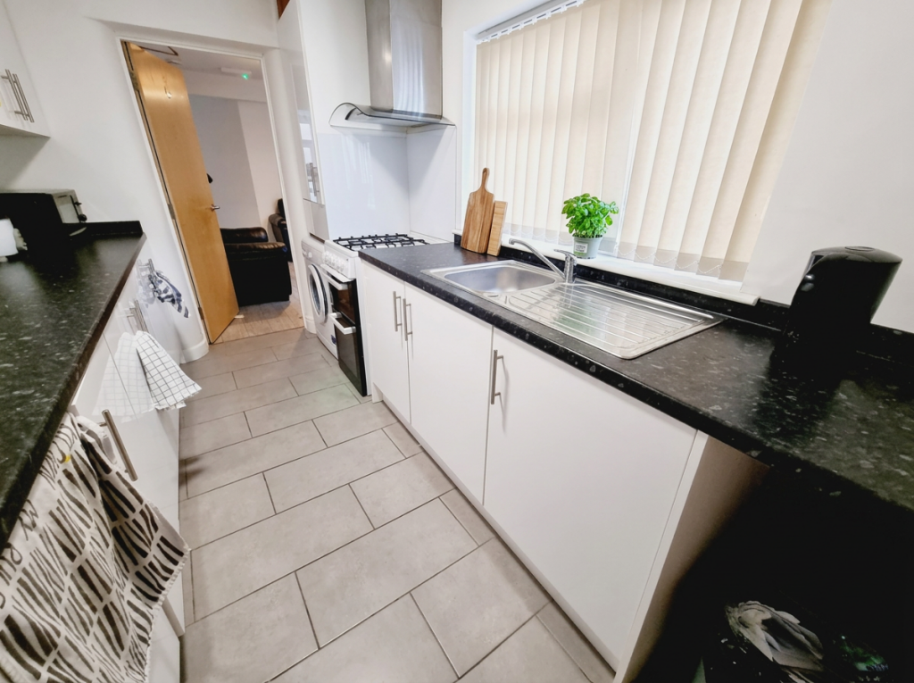 House in Warwick, Lillington, Royal Leamington Spa - View 4