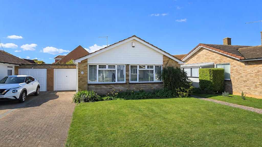 Main image of property: Fairacres Close, Herne Bay, CT6 6LL