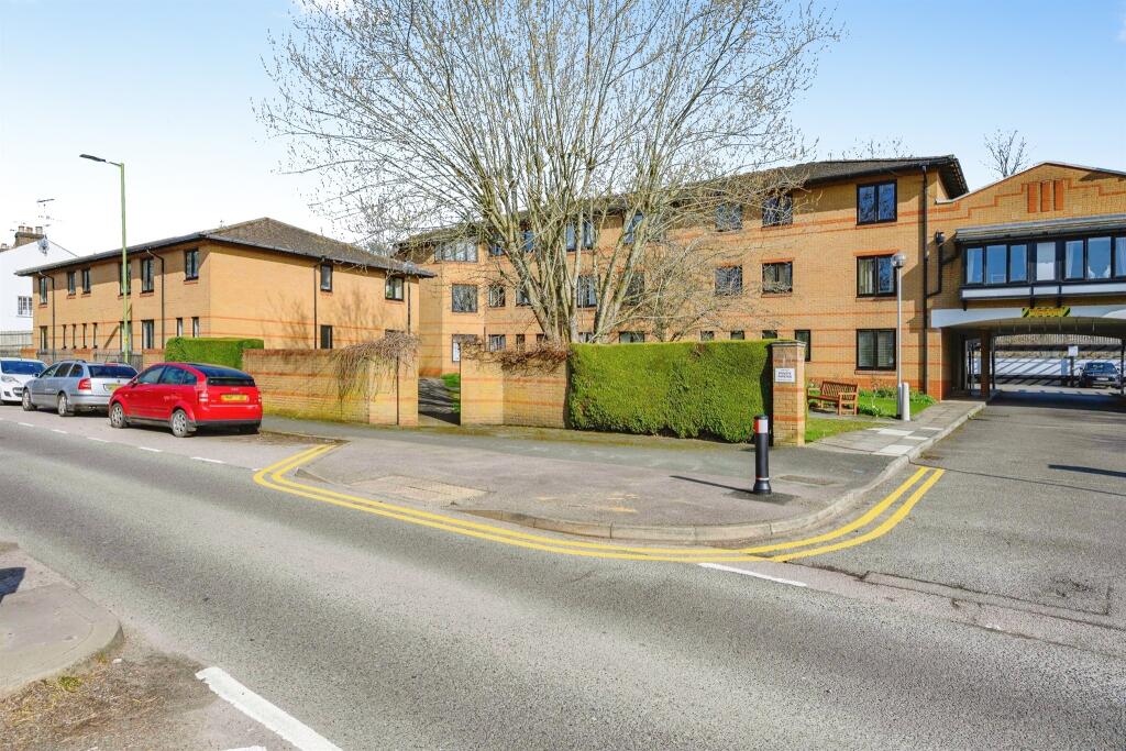 Main image of property: Lake View, Railway Terrace, KINGS LANGLEY