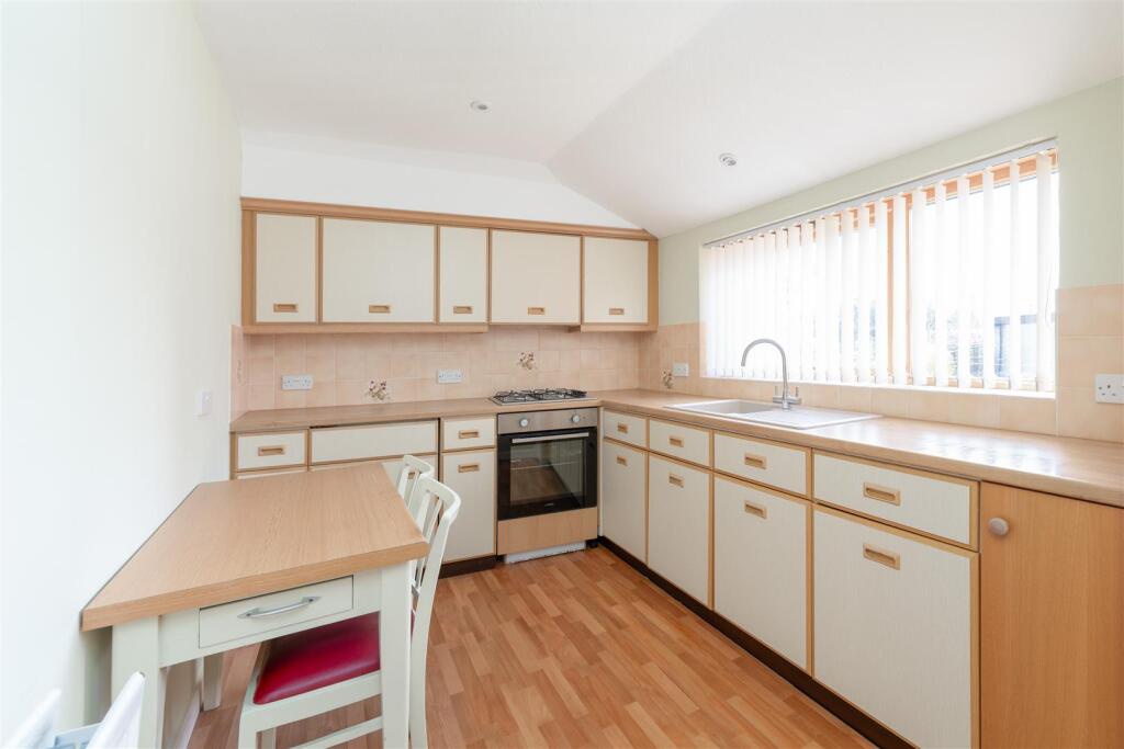 Apartment in Galashiels - View 4