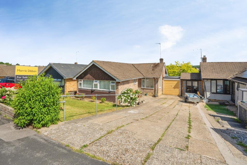 Main image of property: Greenfield Crescent, Waterlooville, Hampshire, PO8