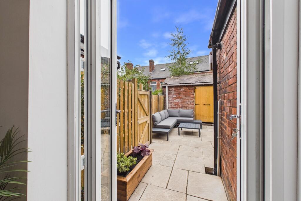 House in Sheffield - More