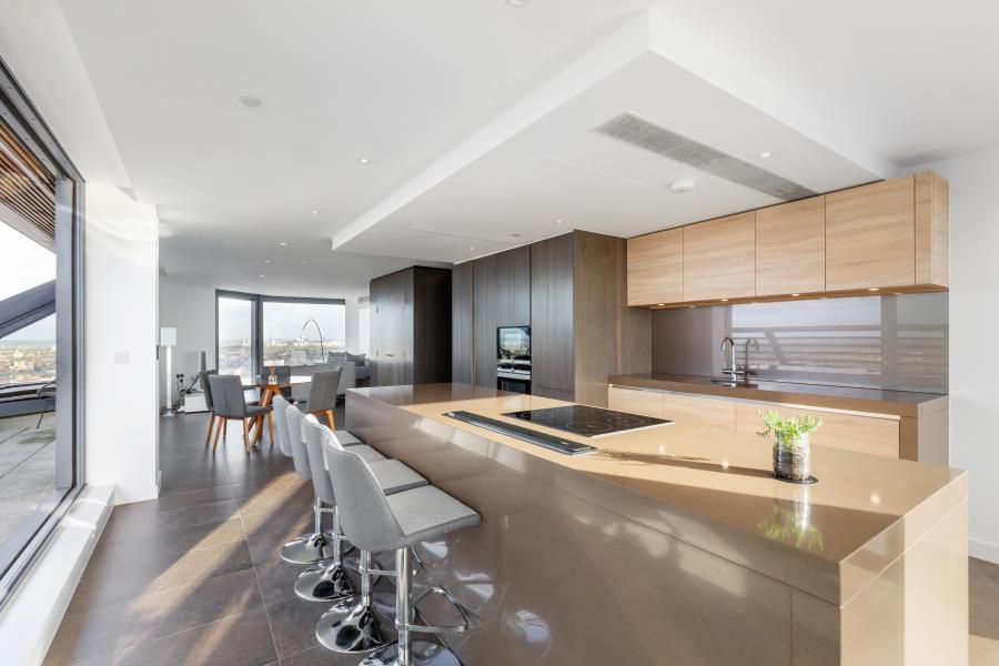 Main image of property: Chronicle Tower, City Road, EC1V