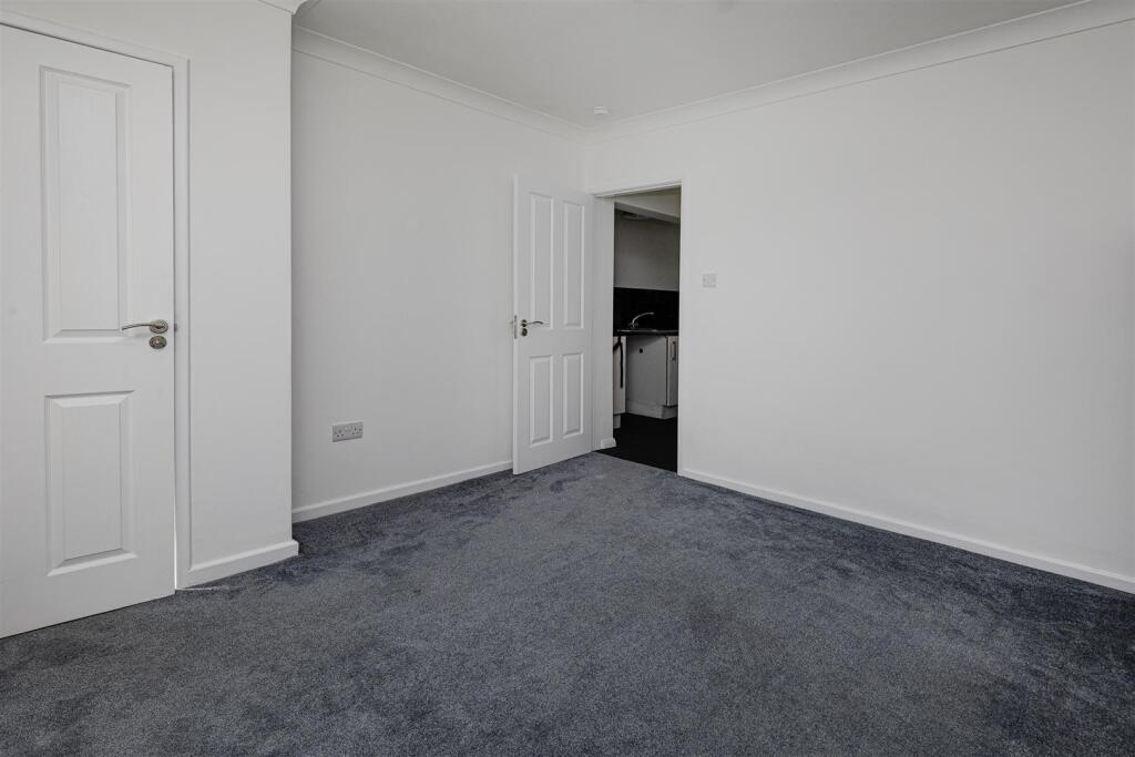 House in Kirklees, West Yorkshire - More