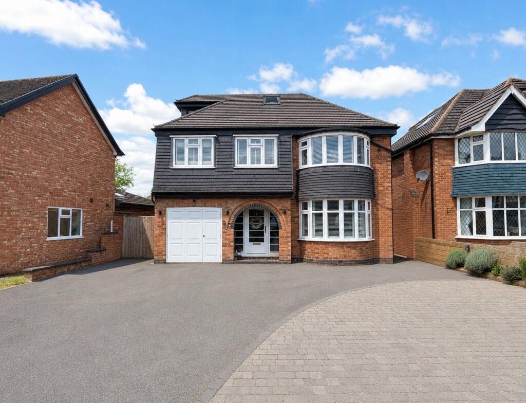 Main image of property: Greswolde Road, Solihull, B91 1DX