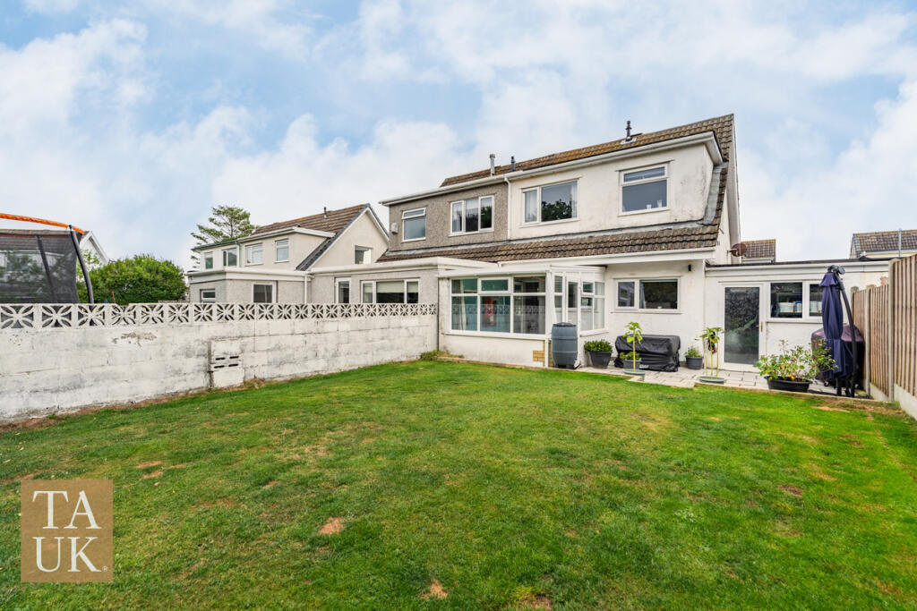 House in Holyhead, Y Fali / Valley - View 3