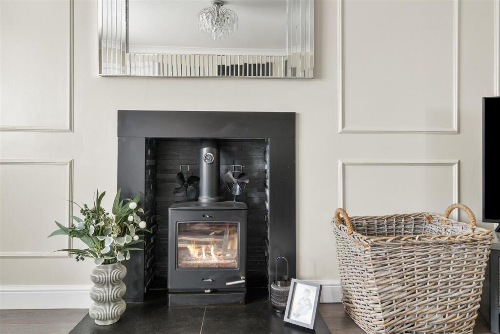 House in Stockton-on-Tees - More