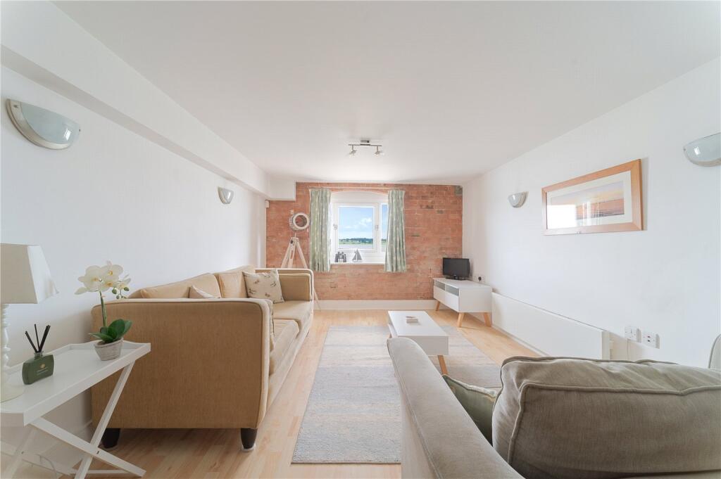 Apartment in Manningtree, Mistley - View 5