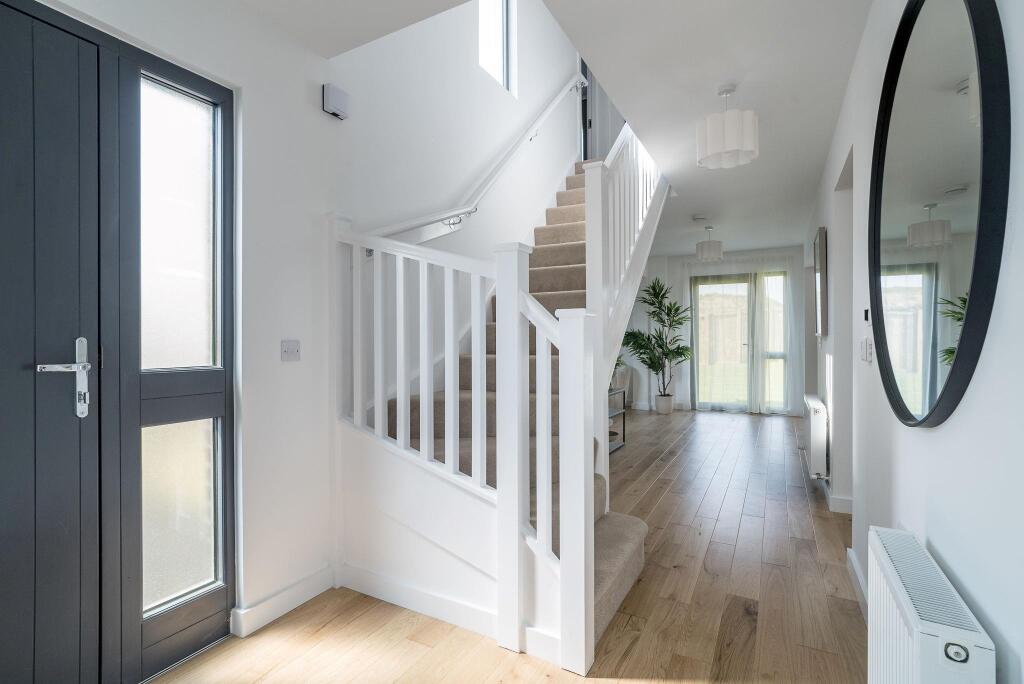 House in Edinburgh, West Lothian - View 5