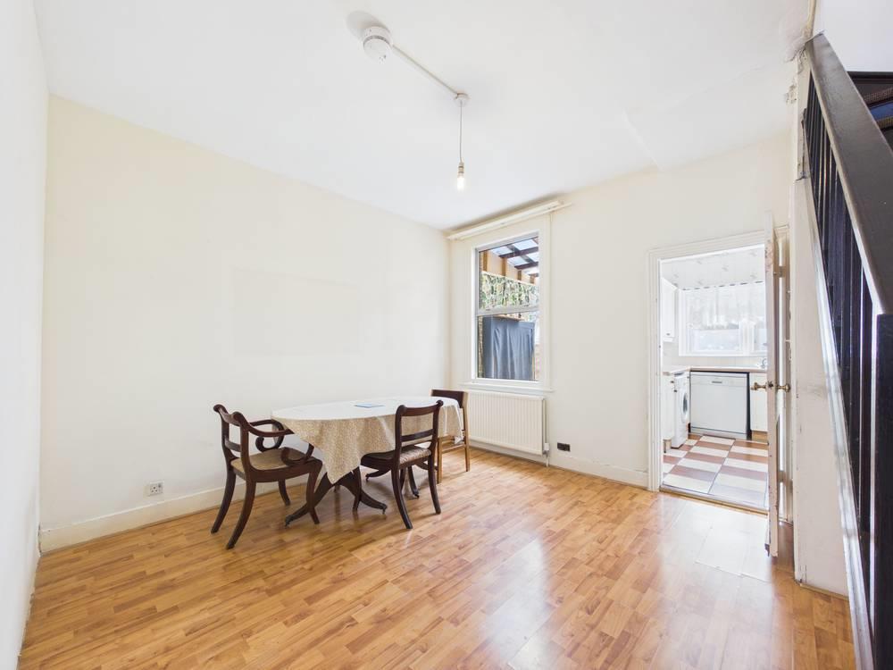 Main image of property: Cissbury Road, London