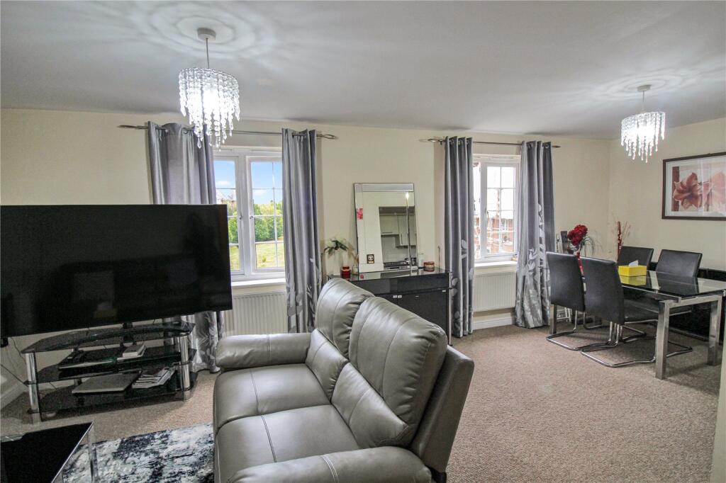 Apartment in Swindon - View 3