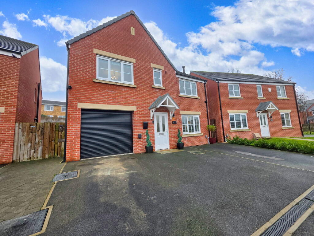Kestrel Avenue, Barnsley, S75 1DF photo 3