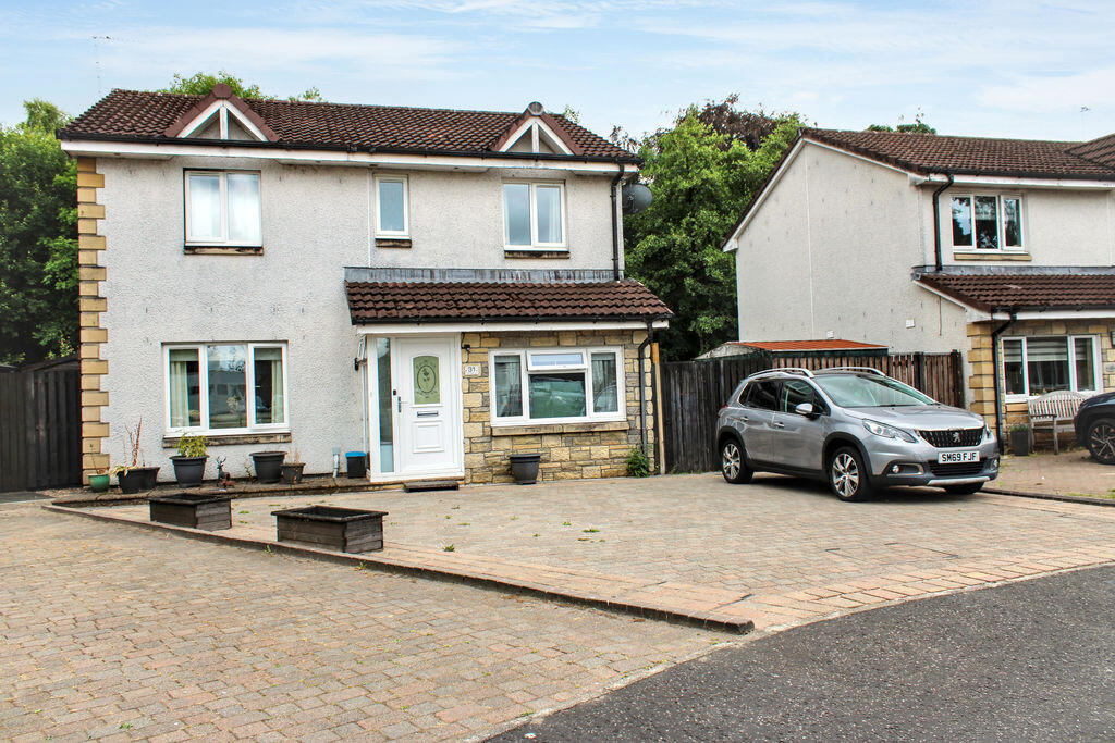 Main image of property: The Sheilings, Alloa