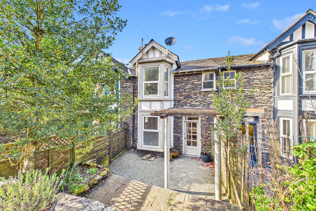 Main image of property: 108 Craig Walk, Bowness-on-Windermere, LA23 3AX