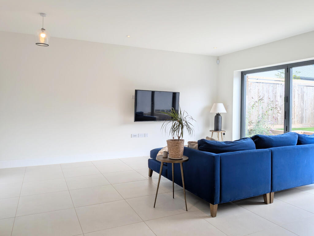 House in Mid Devon, Thorverton - More
