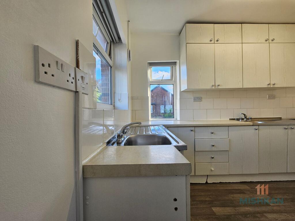 Apartment in Salford, Greater Manchester - View 5