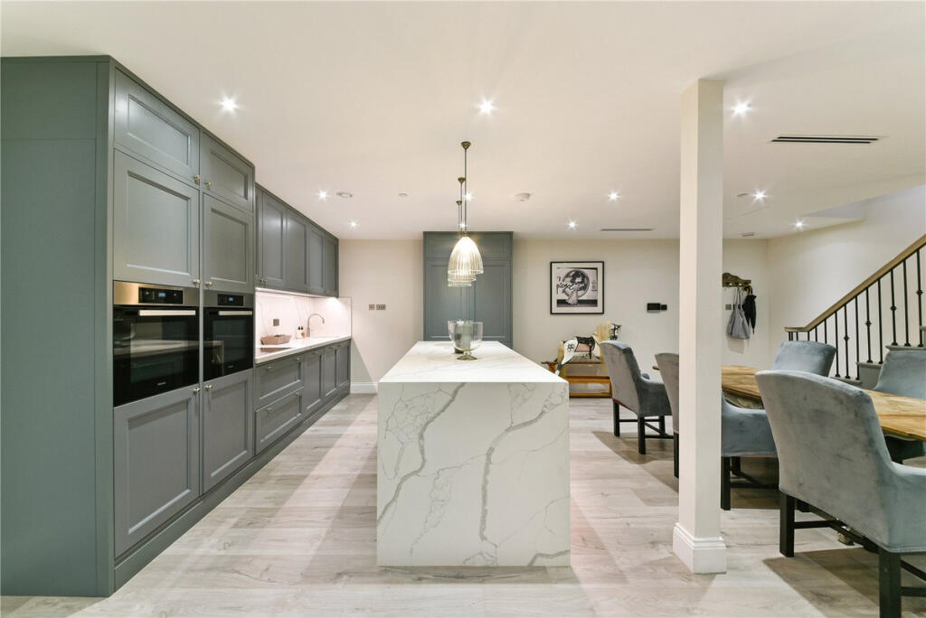 Leinster Mews, London, W2 3 - View 3