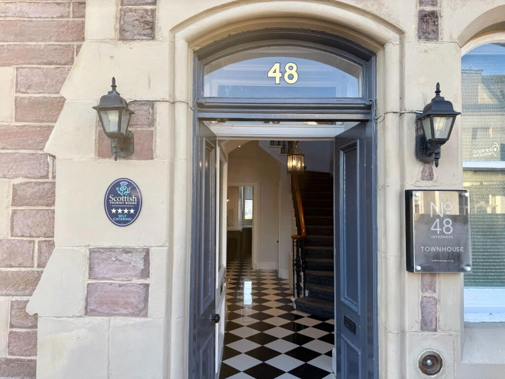 48 Ardconnel Street, Inverness, IV2 3EX photo 3