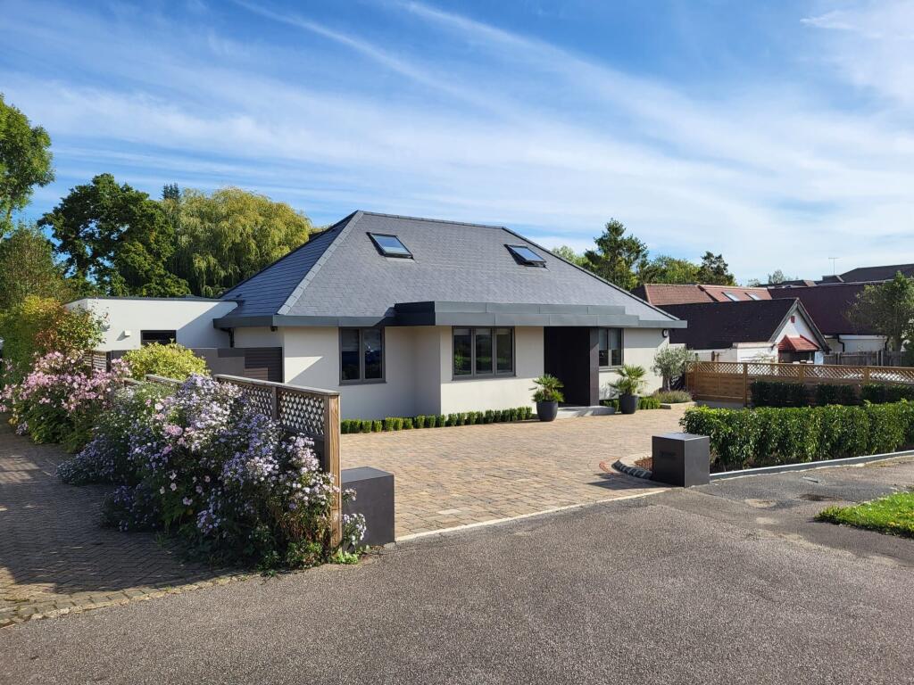 House in Potters Bar - View 3