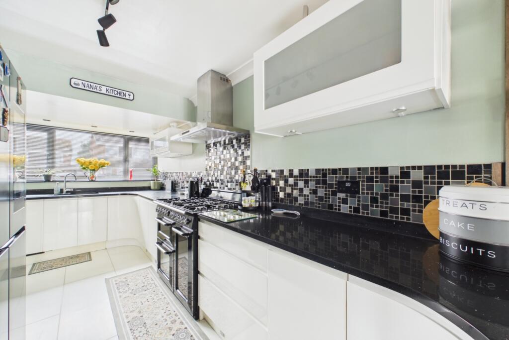 House in Luton, Leighton-Linslade - View 3