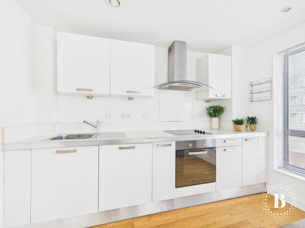 Apartment in Sheffield, South Yorkshire - View 3