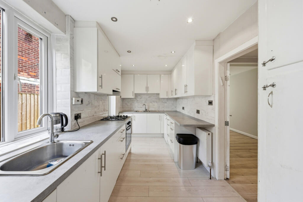 House in Salford, Broughton Park - View 5