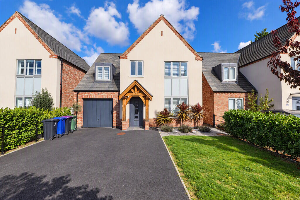4-bed detached on Parman Court, Saxilby, £425,000