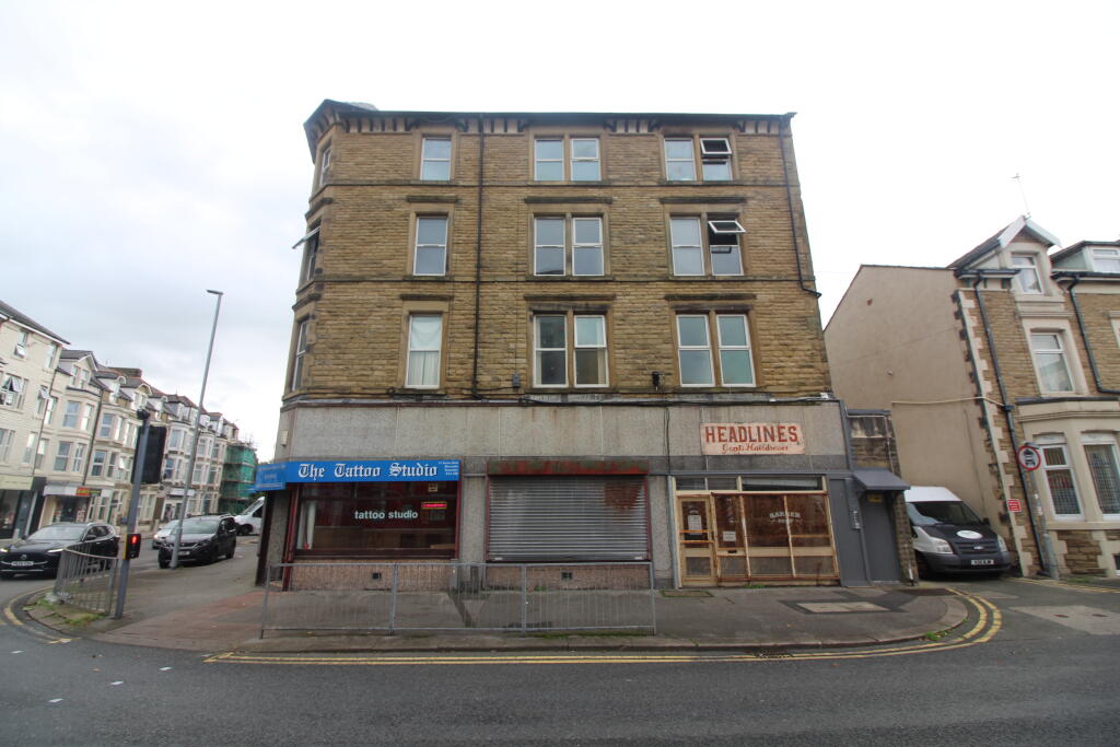 2-bed flat on Flat 6, 4-6 Central Drive, Morecambe, Lancashire LA4 5JU, £46,000