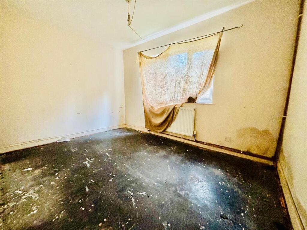 Apartment in Leeds - More