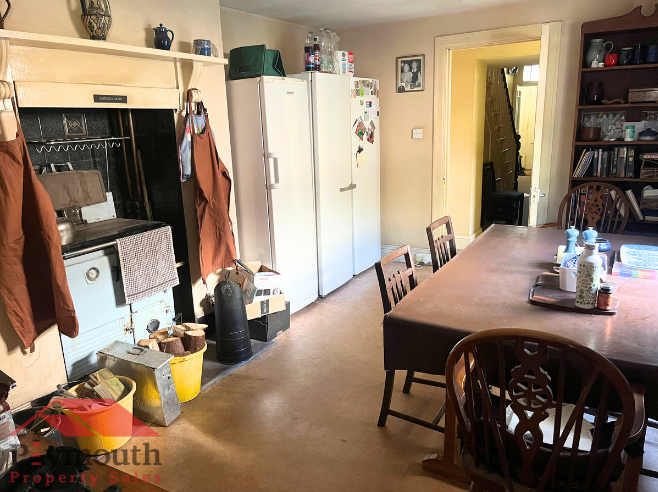 Victoria Place, Stoke, Plymouth, PL2 1BY photo 3