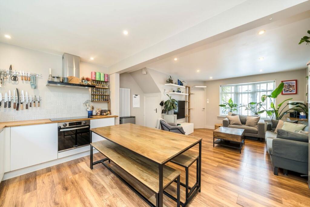 House in London - More