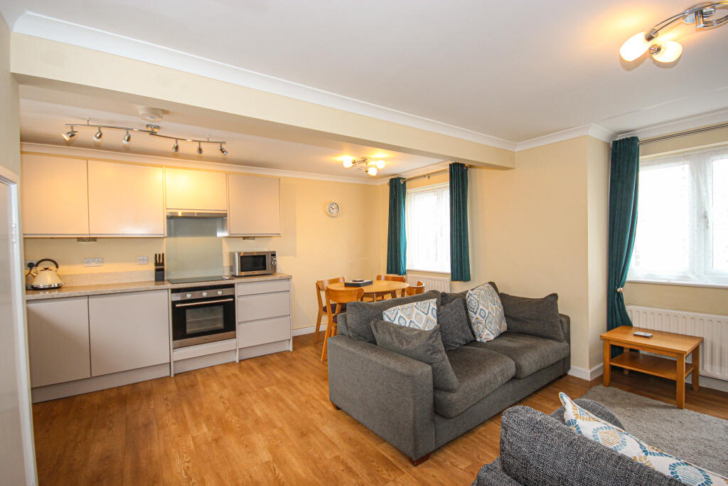 1, Hazel Court, Coombe Street, Lyme Regis, Dorset, DT7 photo 2