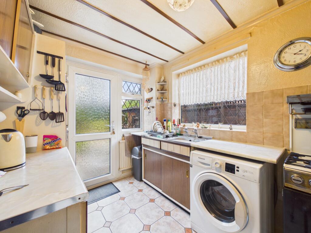 House in Derby, Mickleover - More