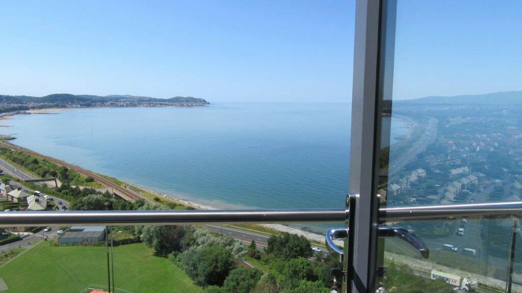 2-bed maisonette on Penmaen Bod Elias, Old Colwyn, Colwyn Bay, Conwy, LL29, £370,000