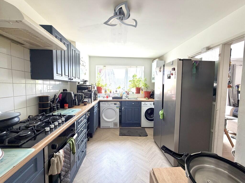 Greenhill Court, Lodge Close, Banbury - View 5