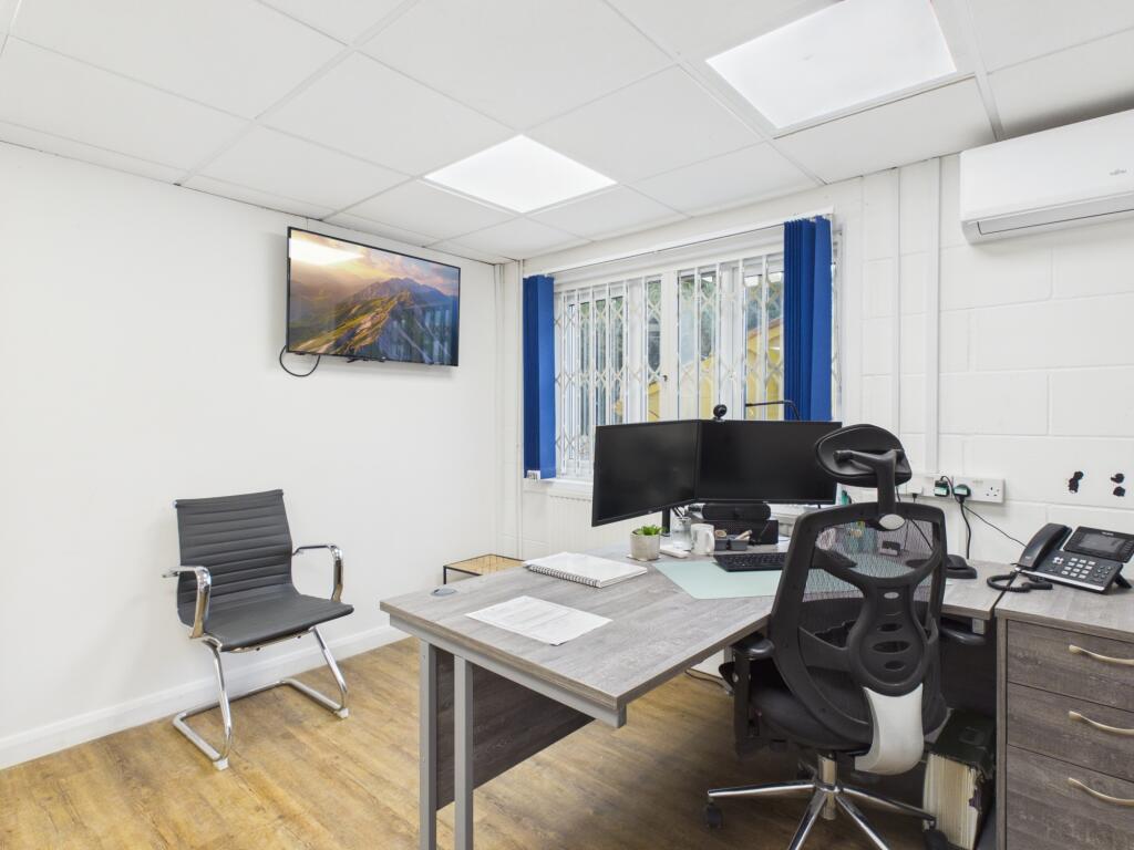 Office 1
