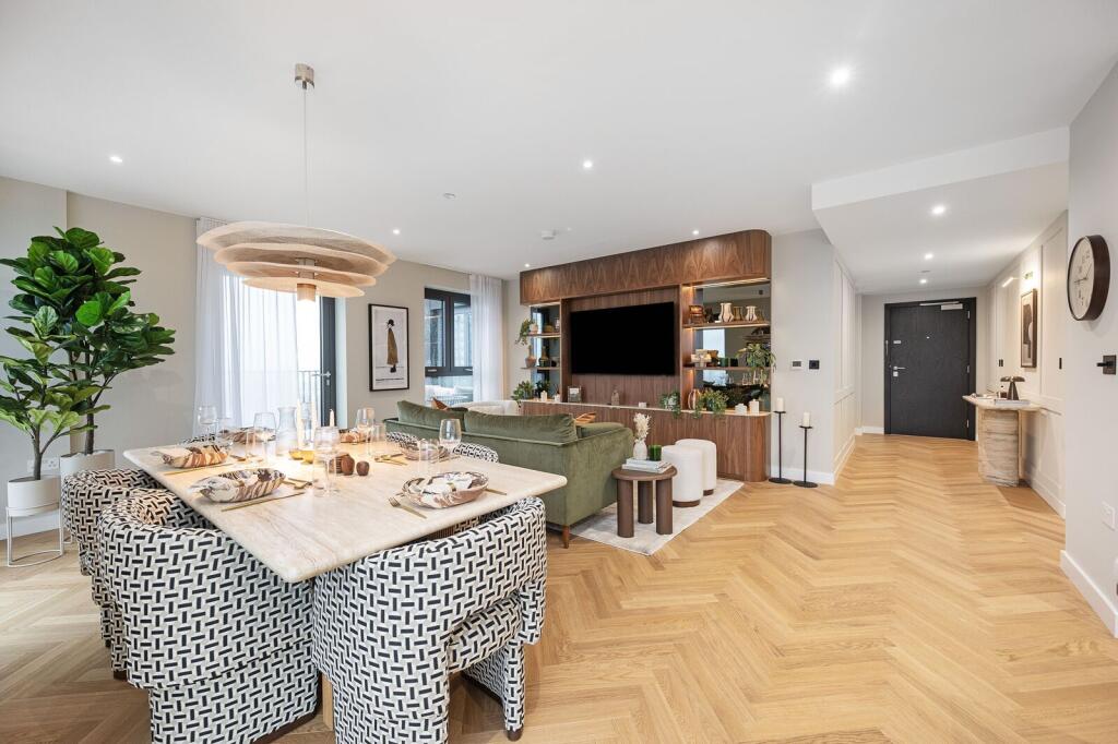 Main image of property: Woodberry Down, Finsbury Park, N4