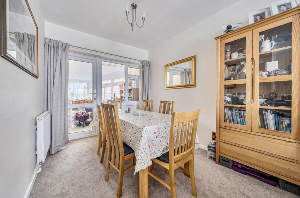 House in Taunton, Galmington - View 4
