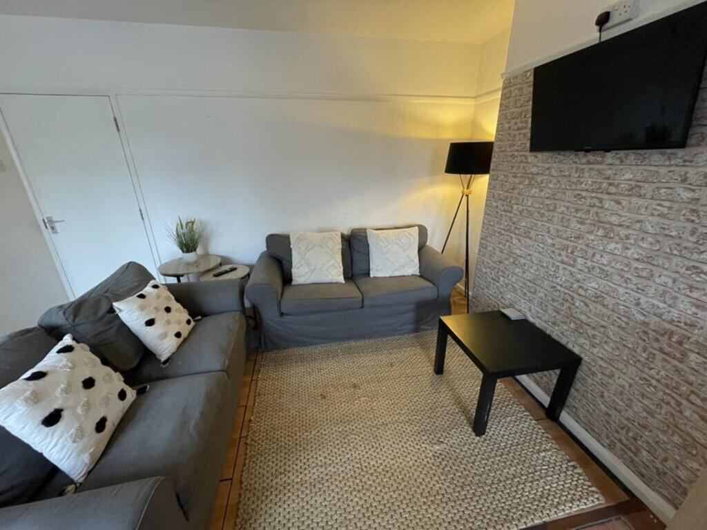 House in Worcester - More